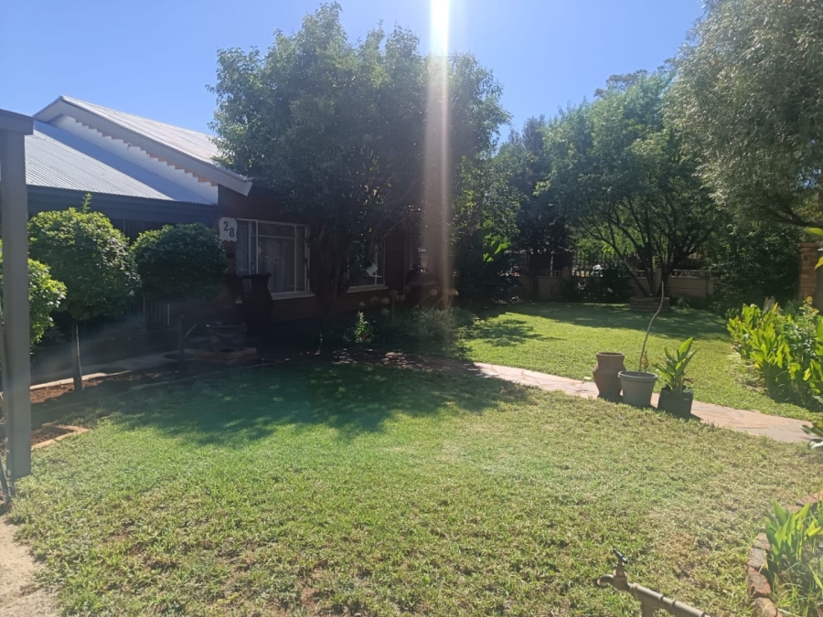 4 Bedroom Property for Sale in Heuwelsig Northern Cape